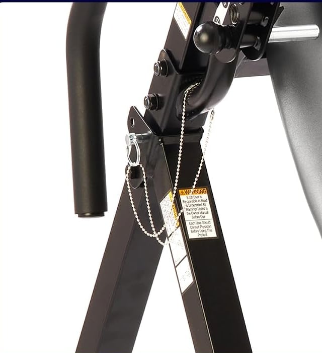 Close-up of the Medisonic locking safety pin and retaining chain